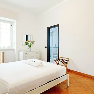 S. Maria Valle Roomy Flat Appartement Milan